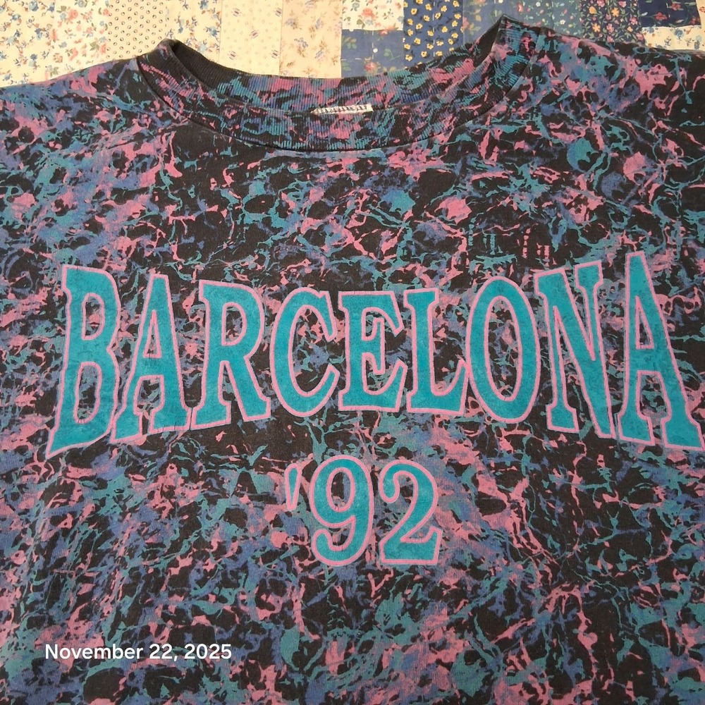 VTG 1992 Barcelona T Shirt One Size Splatter Graphic All Over Rare Batik Street - Picture 3 of 11